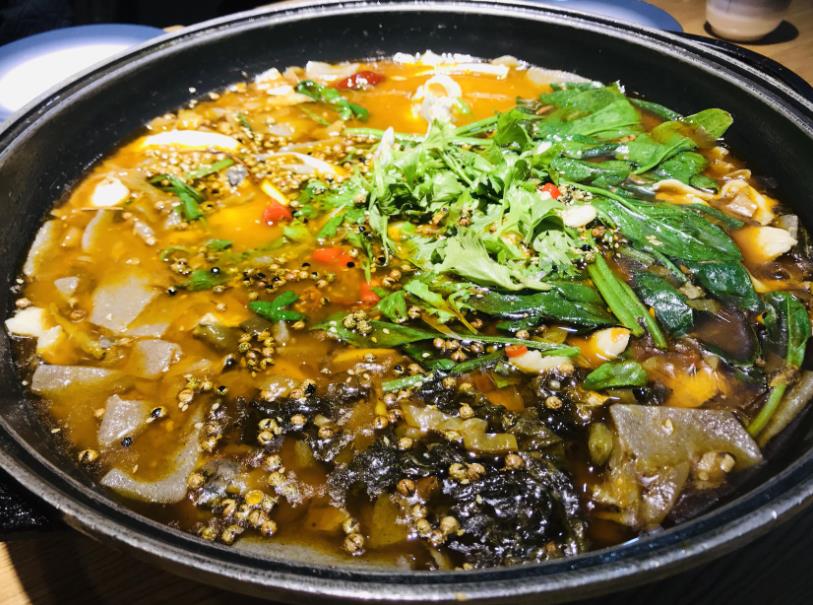 重慶魚(yú)火鍋連鎖加盟費(fèi)高嗎？真的賺錢(qián)嗎？
